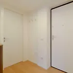 Fogadó 1bdr-4p Near The Station Milánó